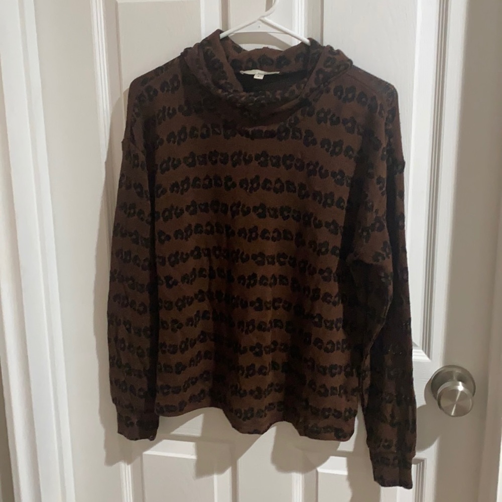 Brown sweater never worn
